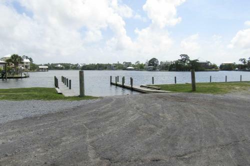 Waterfront Pass Christian Home With Bay Access!