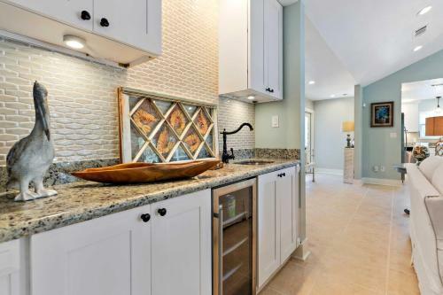 Waterfront Pass Christian Home With Bay Access!