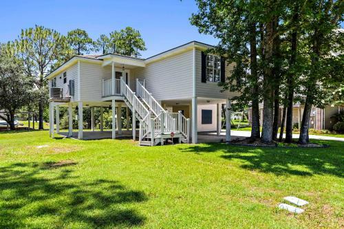 Waterfront Pass Christian Home With Bay Access!