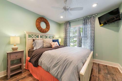 Waterfront Pass Christian Home With Bay Access!