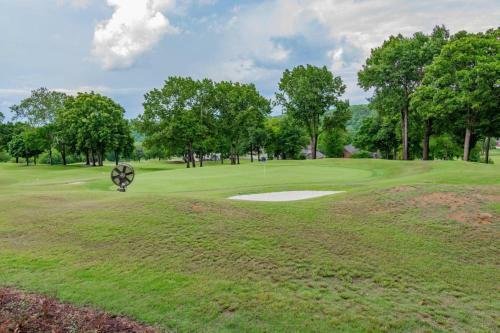 Table Rock Escape At Pointe Royale