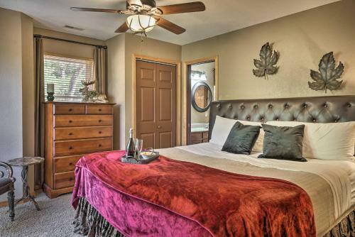 Tall Tree Retreat With Hot Tub, Short Walk To Lake