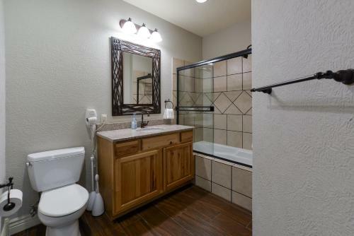 Condo 313