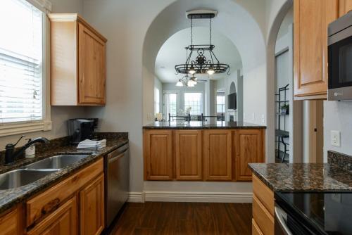 Condo 313