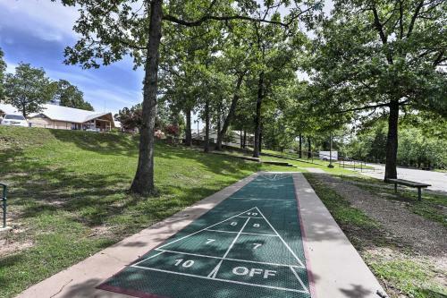 Apartamento Condo With Community Pool On 18-hole Golf Course!