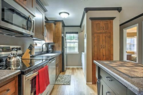 Apartamento Branson Condo With Pool Access - Walk To Table Rock!