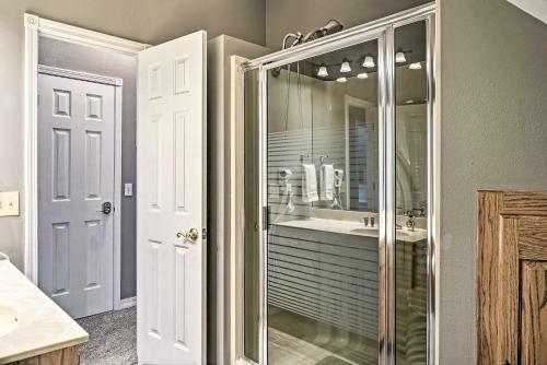 Charming Hillside Branson Home With Spacious Deck!