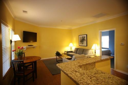 Branson Getaway In Entertainment District 1br Standard