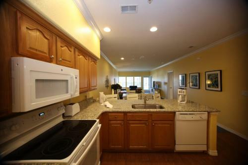 Spinnaker Suite Right By The Strip 2br Standard