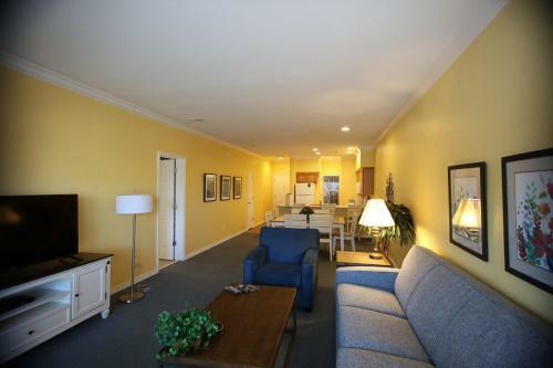 Modern Condo By Entertainment District 2br Standard