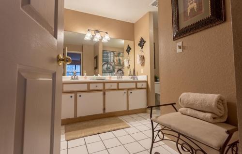 Apartamento Premier Pointe Condo