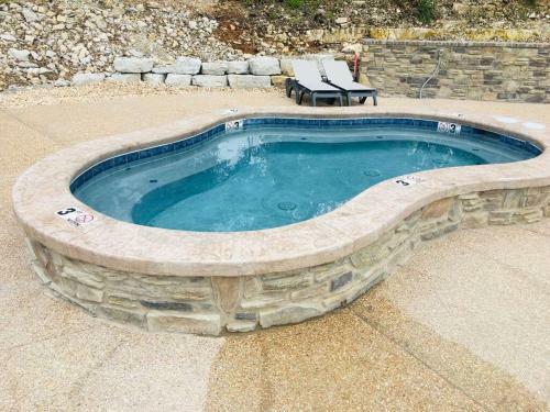 Waterfront Three Bedroom Condo, Minutes To Sdc!