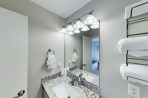 Apartamento Rockwall Cottage - Vineyards Condo - Balcony, Pool Condo