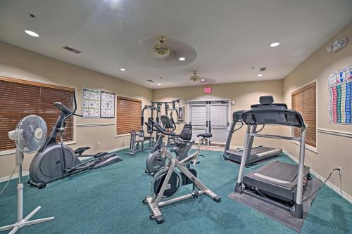 Apartamento Walk-in Resort Condo Near Downtown Branson!