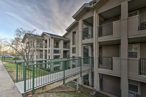 Apartamento Walk-in Resort Condo Near Downtown Branson!