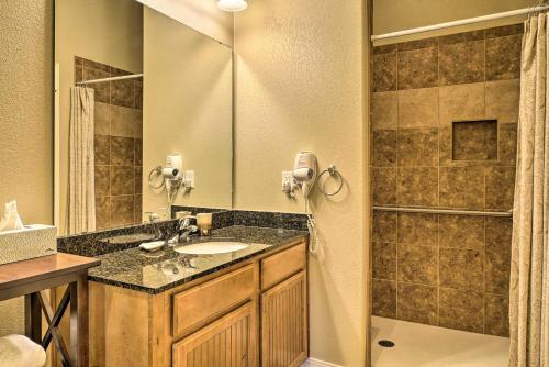 Apartamento Condo With Table Rock Lake Views, 6 Mi To Strip