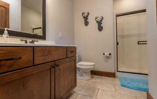 Rockwood Lake Lodge Home