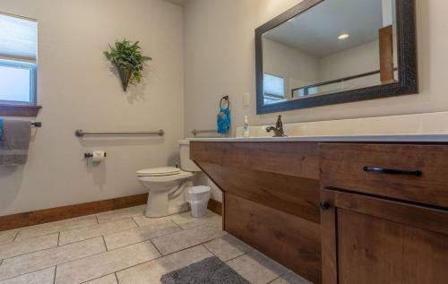 Rockwood Lake Lodge Home