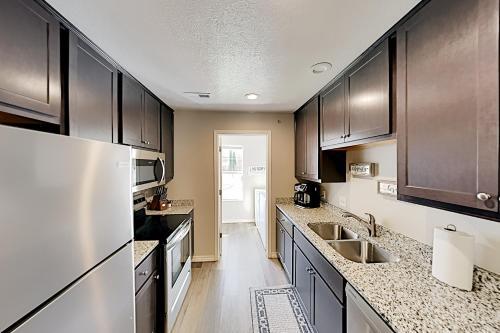 Apartamento Hillside Lodge - The Vineyards Condo - Pool Condo