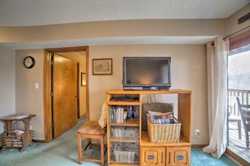 Apartamento West Branson Condo 2 Miles To Silver Dollar City!