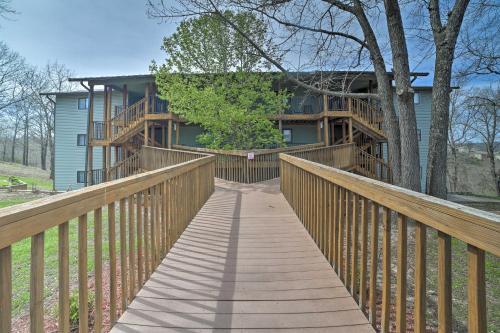 Apartamento West Branson Condo 2 Miles To Silver Dollar City!