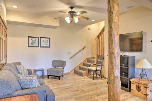 Updated Branson Home, 5 Min To Silver Dollar City!