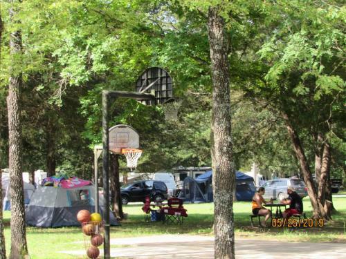 Hotel Bar M Resort & Campground