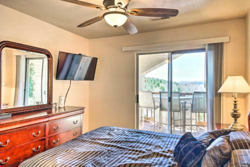 Apartamento Branson Condo With Deck And Table Rock Lake View!