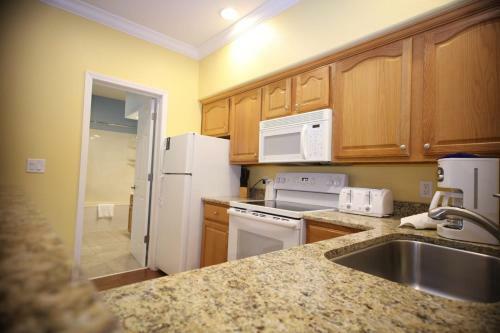 Spacious Palace View Condo 1br Standard