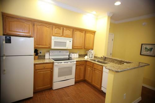 Modern Condo Right By Entertainment District 1br Standard