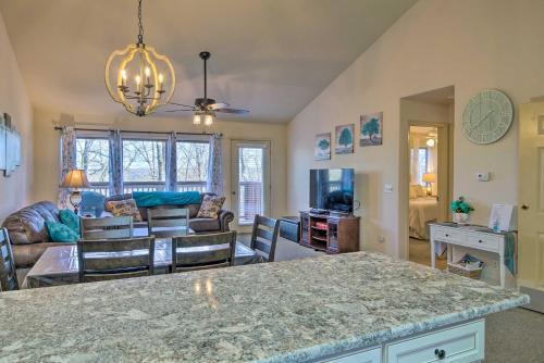 Apartamento Walk-in Branson West Condo With Balcony, Pool Access