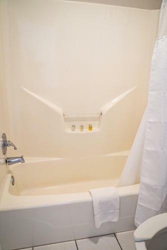 Hotel Mandalay