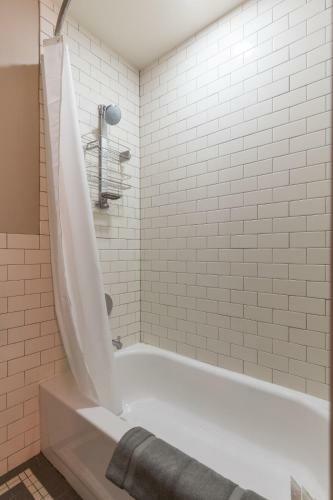 Apartamento Cozy Dt Studio With Gym & Pool By Zencity
