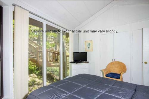 Unit 5 - Treetop 2 Bedroom Villa