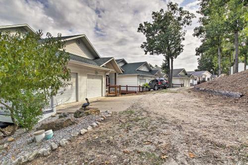Townhouse With Shared Dock On Lake Of The Ozarks