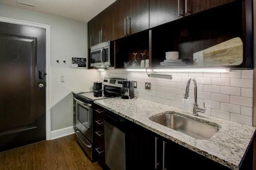 Apartamento Cozy Dt Studio With Gym & Pool By Zencity