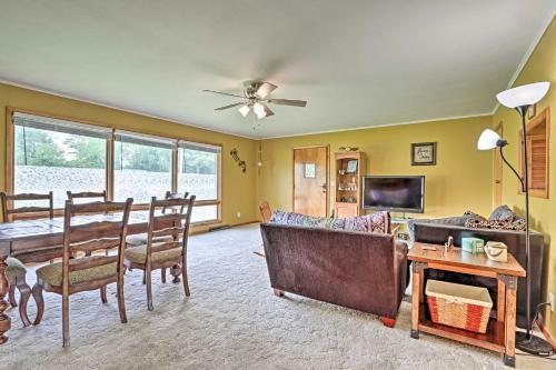 Macon Ranch-style Family Home With Yard And Deck!