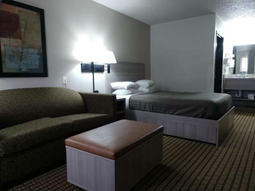 Hotel Bearcat Inn And Suites