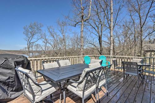 Peaceful Osage Beach Escape With Resort Perks!