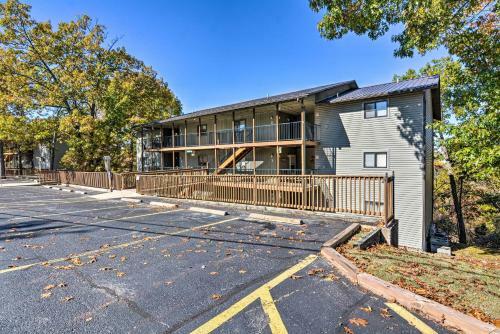 Apartamento Condo With Balcony Less Than 2 Mi To Silver Dollar City!