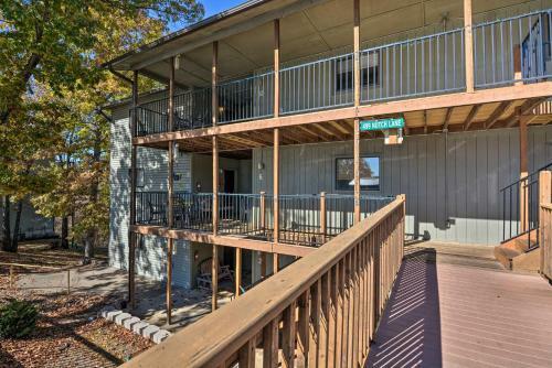 Apartamento Condo With Balcony Less Than 2 Mi To Silver Dollar City!