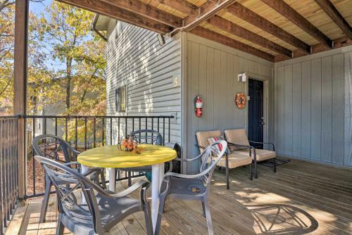 Apartamento Condo With Balcony Less Than 2 Mi To Silver Dollar City!