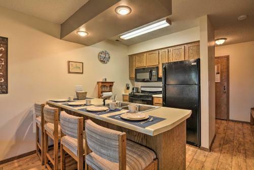 Apartamento Condo With Balcony Less Than 2 Mi To Silver Dollar City!