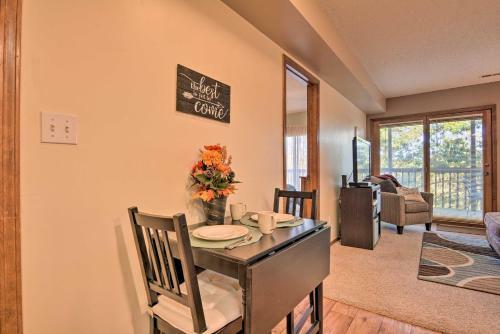 Apartamento Condo With Balcony Less Than 2 Mi To Silver Dollar City!