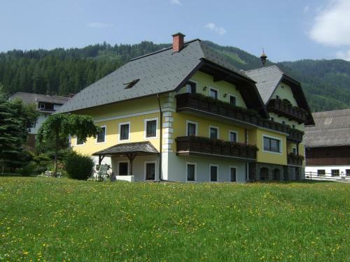 Apartamento Ferienwohnungen Trattner