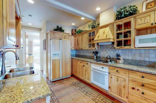 Crail Creek 607