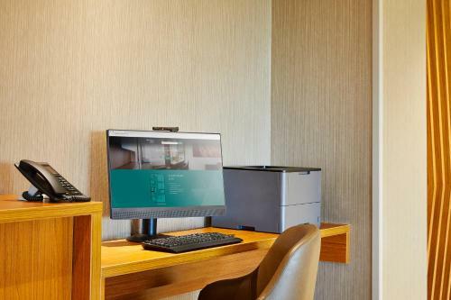Hotel Springhill Suites By Marriott Springfield North