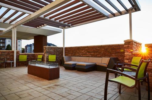 Hotel Springhill Suites By Marriott Springfield North