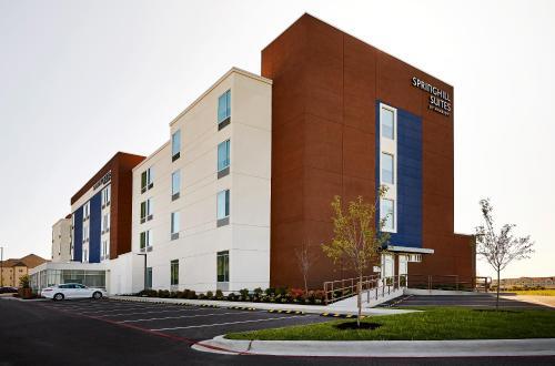 Hotel Springhill Suites By Marriott Springfield North