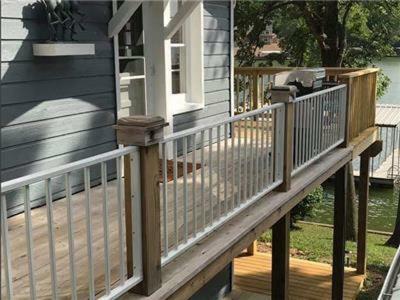Knotty Pine Cottage